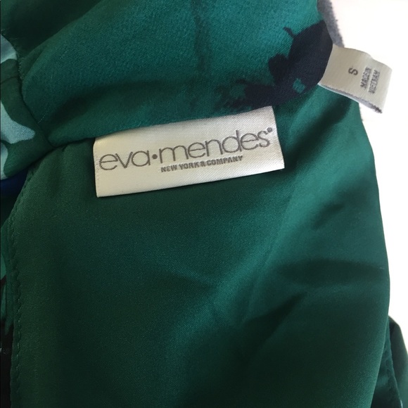 Eva Mendes New York & company sleeveless Top - Picture 7 of 7